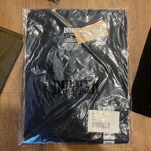 New in bag Duluth dang soft Crew shirt